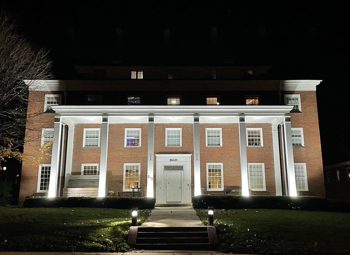 marcwelch1999's tweet photo. Thank you brothers of @wabashbeta for carrying on and hosting one of Wabash’s greatest traditions: faculty dinner. #gobeta https://t.co/wzuXfbHVj1