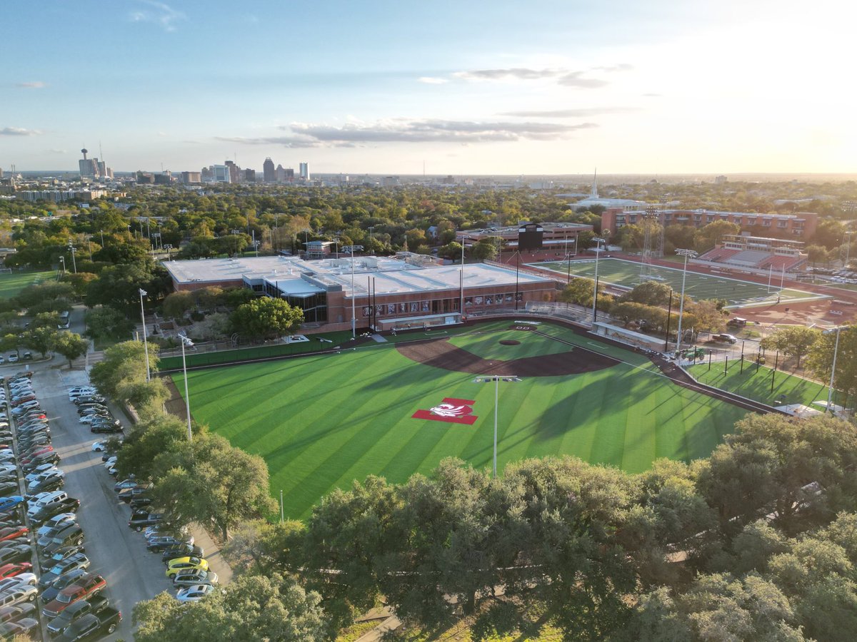 Trinity Tigers Baseball tweet media