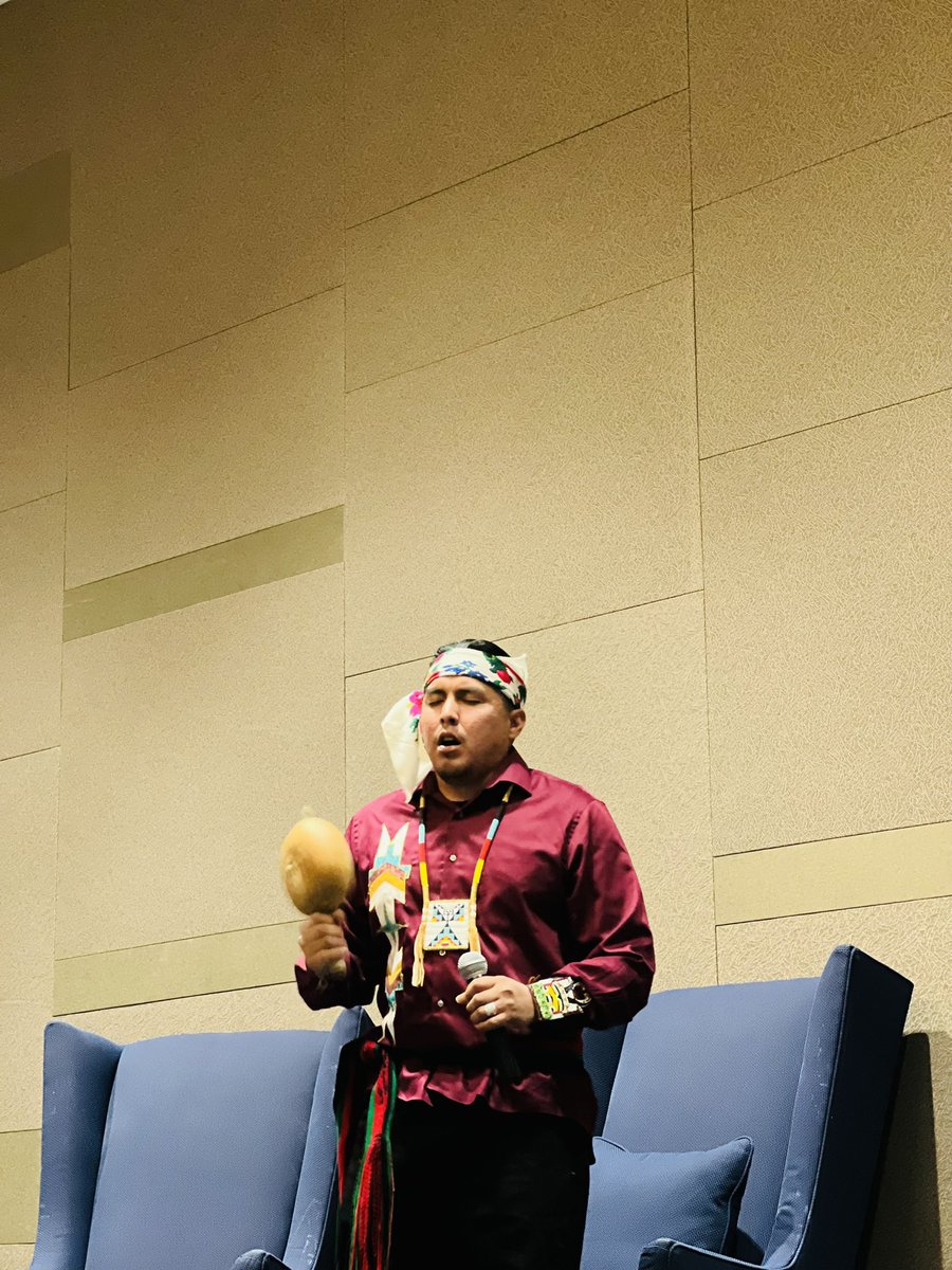 AspenFCS's tweet image. Jcweavingz of the Hopi Tribe welcomes and opens the Opportunity Youth Forum Cross-Site Convening with a joyous song of coming together in community. 
#oyf #opportunityyouth #advancingpathways #oyffallconvening2022