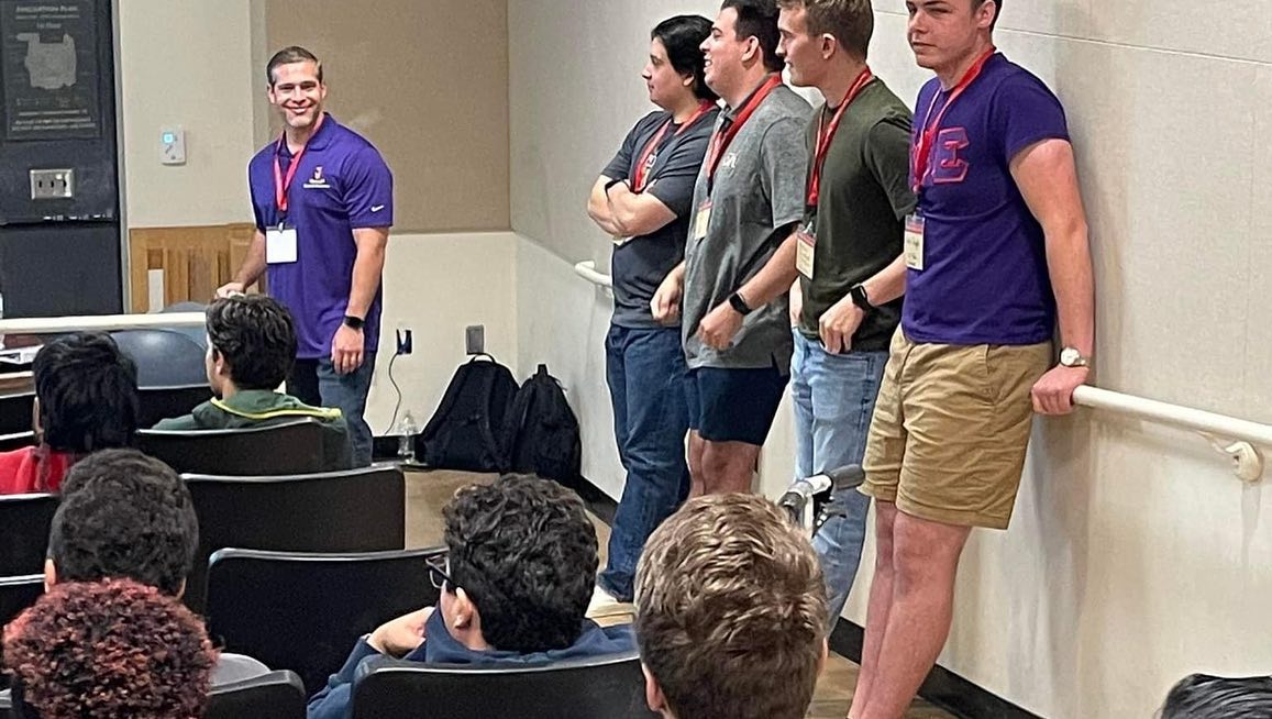 officialsigep's tweet photo. Sending a shout out to District Governors Renato Villacorte, CalPoly-Pomona ’91 and Mike Fruchtman, Cal State-Northridge ’11 and former staff members Caleb Gipple, Northern Iowa ’21 and Britton Blanchard, Oregon State ’21, who coordinated the innovative event! #SigEp #balancedmen https://t.co/liIZ6JMYLT