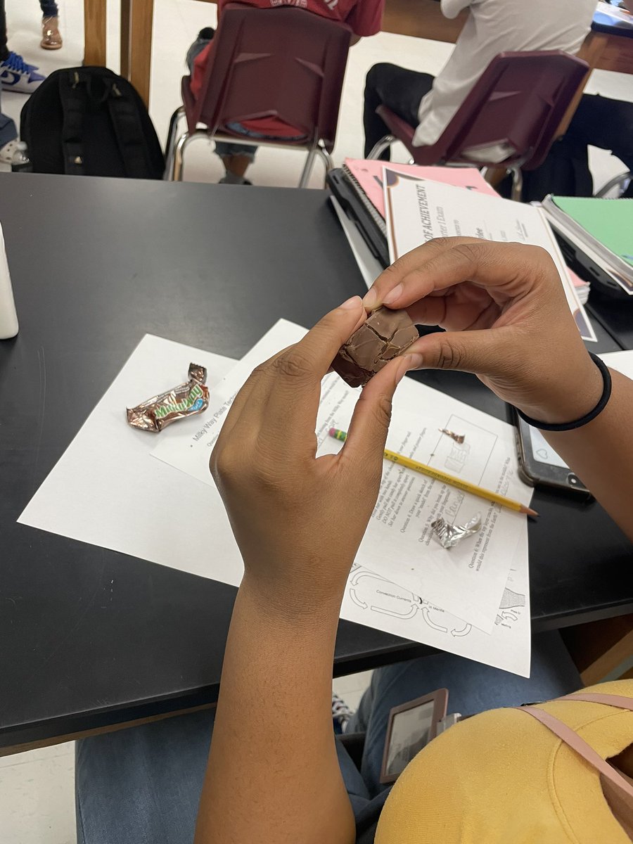 Paula Freund tweet media