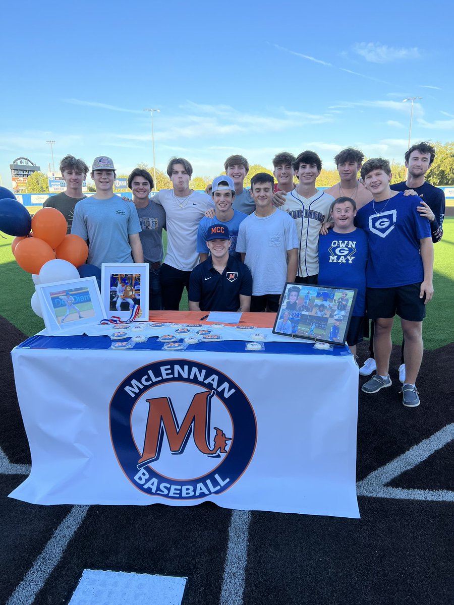 Congrats <a href="/HellmannEli/">Eli Hellmann</a> on signing his Letter of Intent to continue his academic and athletic career <a href="/mccbaseball1/">McLennan Baseball</a> #EFND
