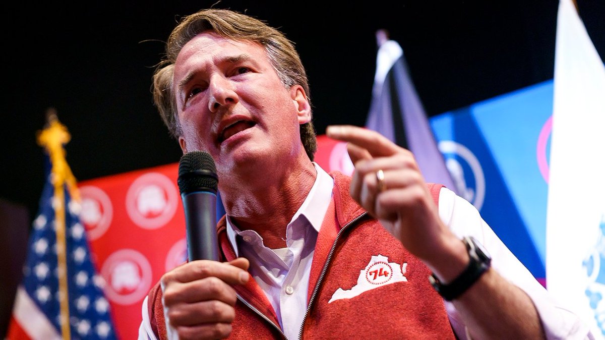 thehill's tweet image. Youngkin sends Pelosi handwritten apology after remarks about husband trib.al/aQ7l9As