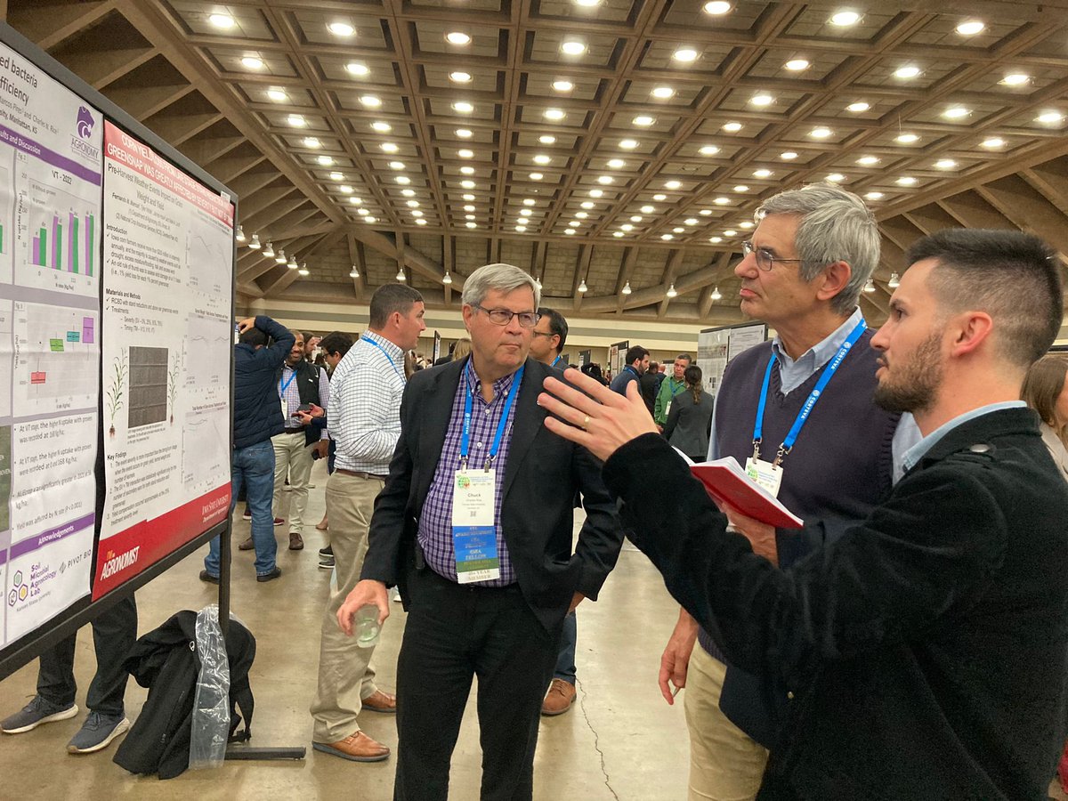 WSquizani's tweet image. Such a great experience at my second annual meeting of the @ASA_CSSA_SSSA.  Learning and sharing knowledge is an excellent tool for enhancing research as well as increasing individual growth. @smicrobial_ksu @KStateAgron