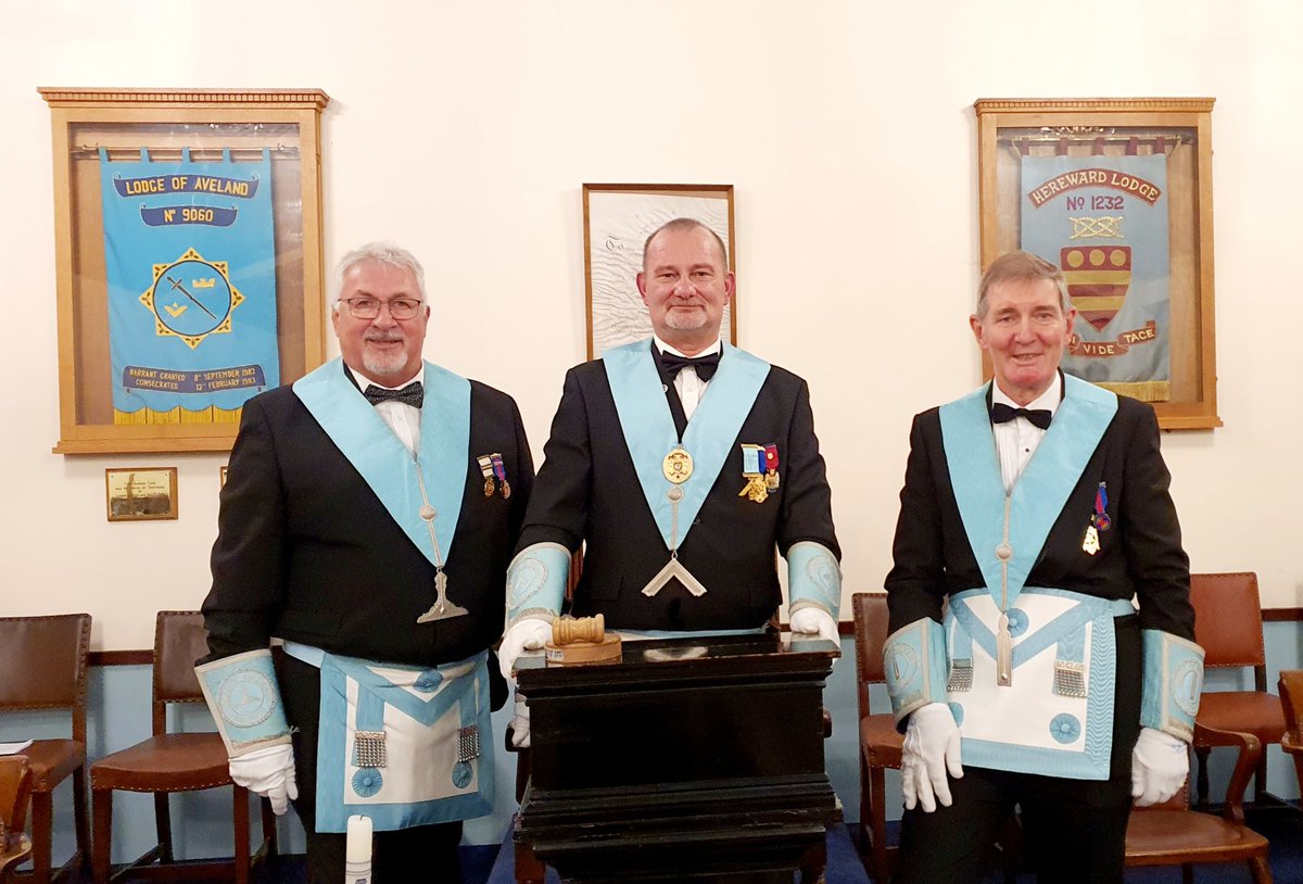 LodgeOfAveland's tweet photo. We had a fantastic evening last night installating our new master..... Pictured with his Wardens

#Freemasons #Lincolnshire #2be1ask1 #Bourne https://t.co/WHzuglIxiq