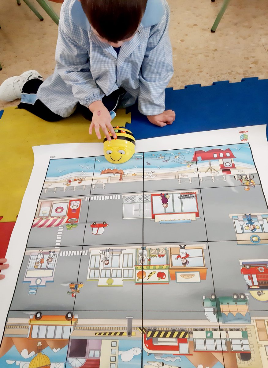 sanjosevalde's tweet photo. 👉En #robótica🕹️ han trabajado forma manipulativa con nuestro #Beeboot🐝 ellos aprenden a programar y hacer funcionaa robots 🤖
#SanJosé #Since1878 #colegiosHHCC #EducaciónVicenciana #colegiosconalma https://t.co/gz0vdQUzk5