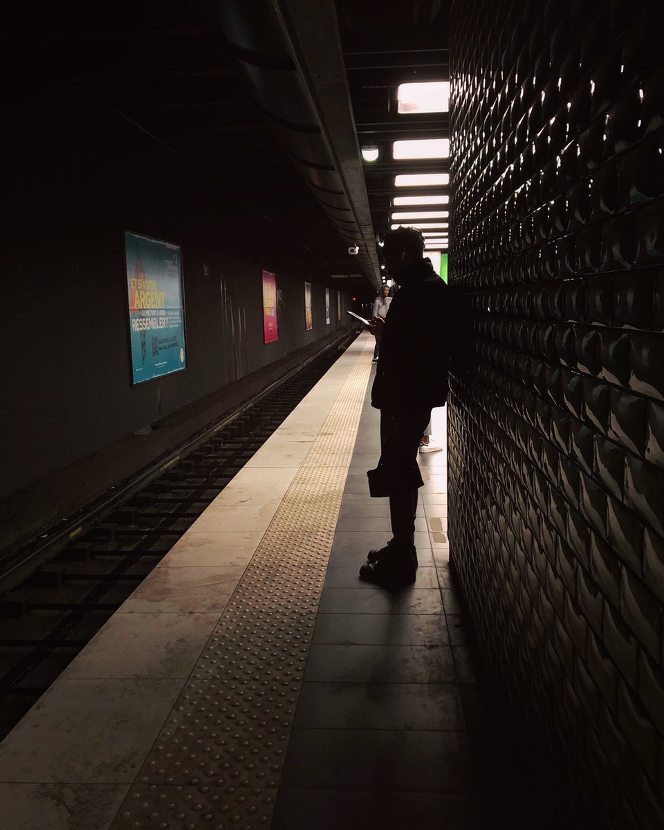 Châtelet Les Halles, Paris.

Photo prise ce matin aux alentours de 7h45. C’était plutôt tranquille.
#rer #rerA #chatelet #chateletleshalles #Paris #greve #RATP #photo #photography #Photographie #streetphoto #streetphotography