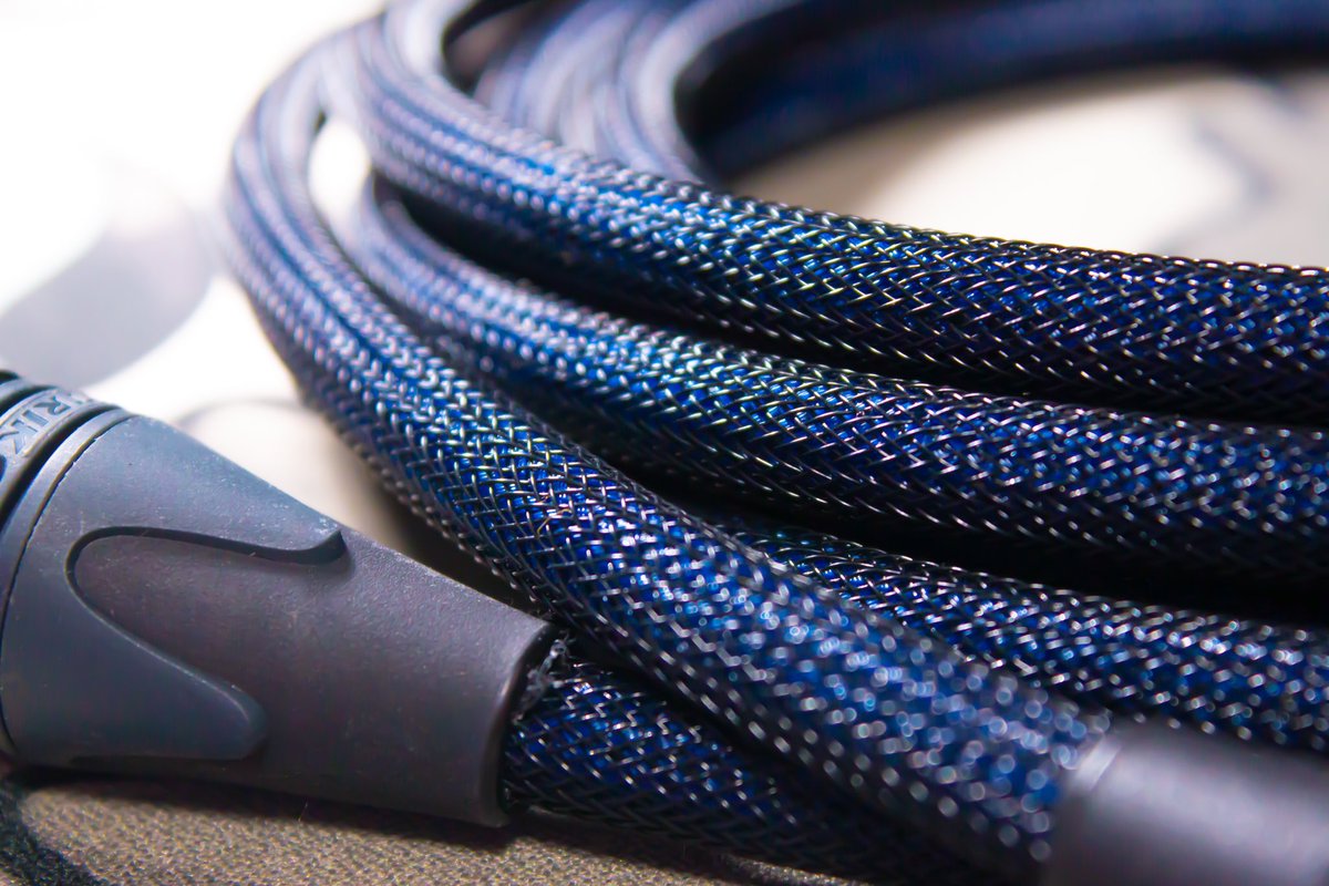 omegacables_jp's tweet image. ご要望に合わせて標準のMOGAMI 2534以外のワイヤーでもご注文いただけます。
DMにてお問い合わせ下さい。

画像はVAN DAMMEのワイヤー
#マイクケーブル #オーディオインターフェース #DTM