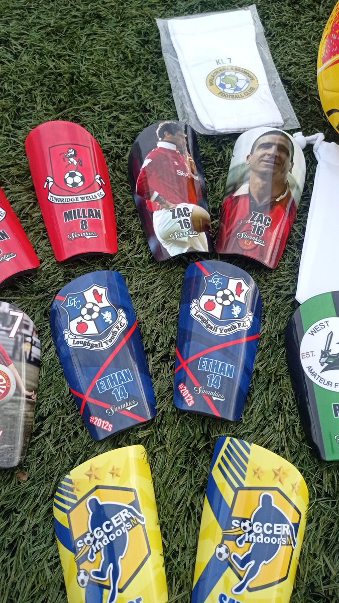 NIMugCo's tweet photo. Our custom made shin pads (Swankies) are proving to be very popular for Christmas presents. At just £20 and personalised whatever way you want, they are a frikkin bargain.

Order online ⬇️
https://t.co/7xZq8pmgRD

#Swankies #CustomShinpads #Shinpads https://t.co/rY3EW2fqyY