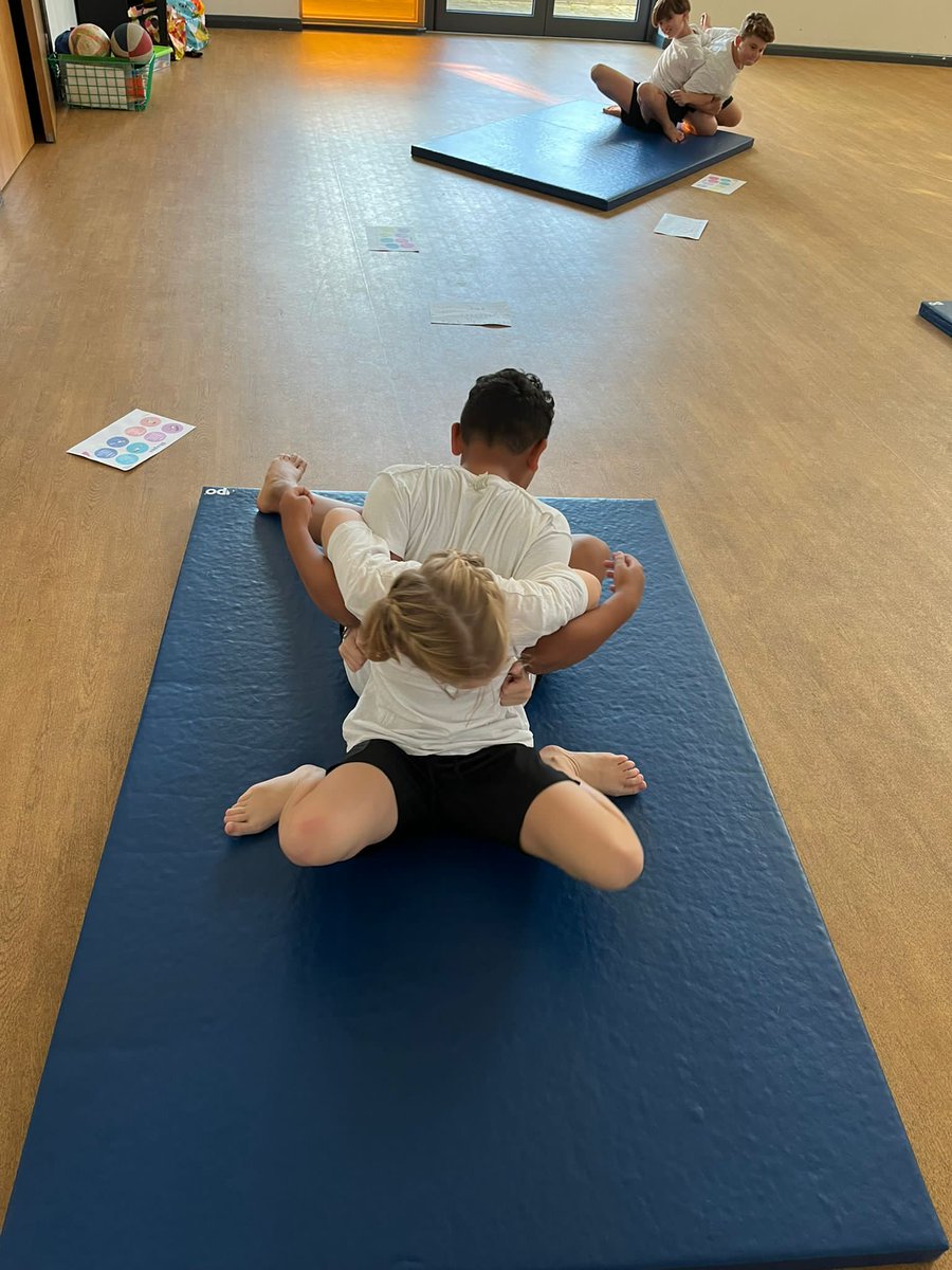 Cliffe Hill School tweet media