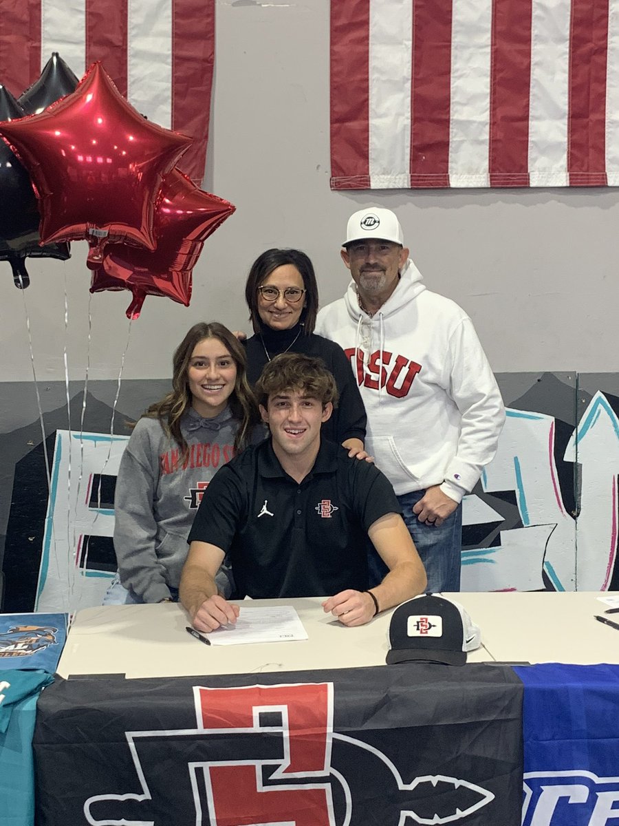 Finley Bates tweet media