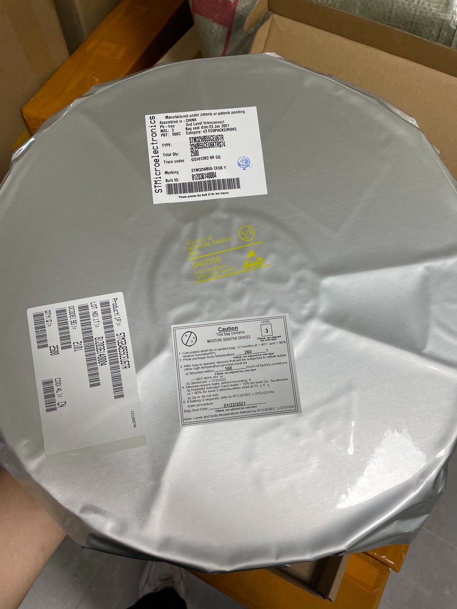 Harry_Monster10's tweet photo. 👋 I'm ready to send these interesting electronic components to my customers again.They are STM components on a reel.The lowest price for the highest quality parts and the best for you.#procurement #quality #Shortagecomponents #Shortage #chips #shortageofchips
#stmicroelectronics https://t.co/cv3B2SYVnT