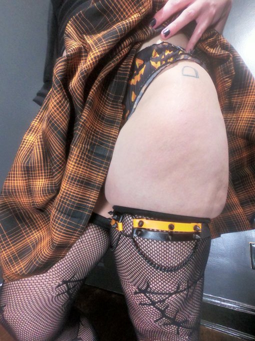 If I wasn't a narcissist I wouldn't like me either. 💀 https://t.co/YW3f0G69C2