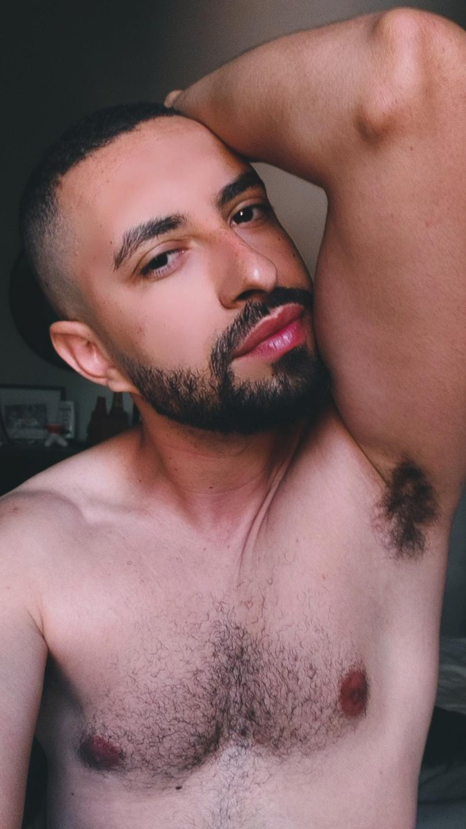 Umgermaninho's tweet photo. Me sentindo estupidamente gato!
#homemdebarba #bigode #barbudos #sensual https://t.co/WTwdODACcc