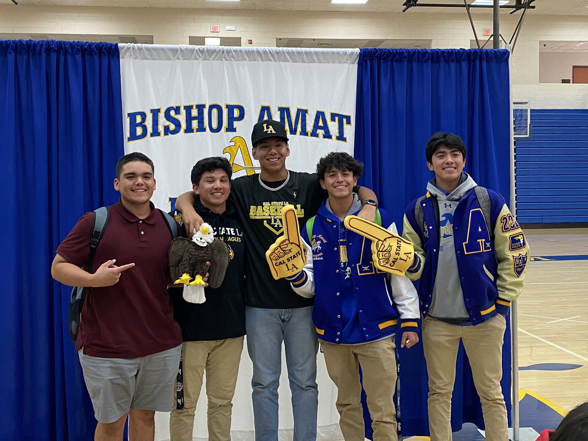 amatbaseball's tweet photo. Congratulations to @moe_esco and his family. What a blessing to be a part of such great kids and their families. @CalStateLABB @AmatLancer https://t.co/84o0u1dcQ2