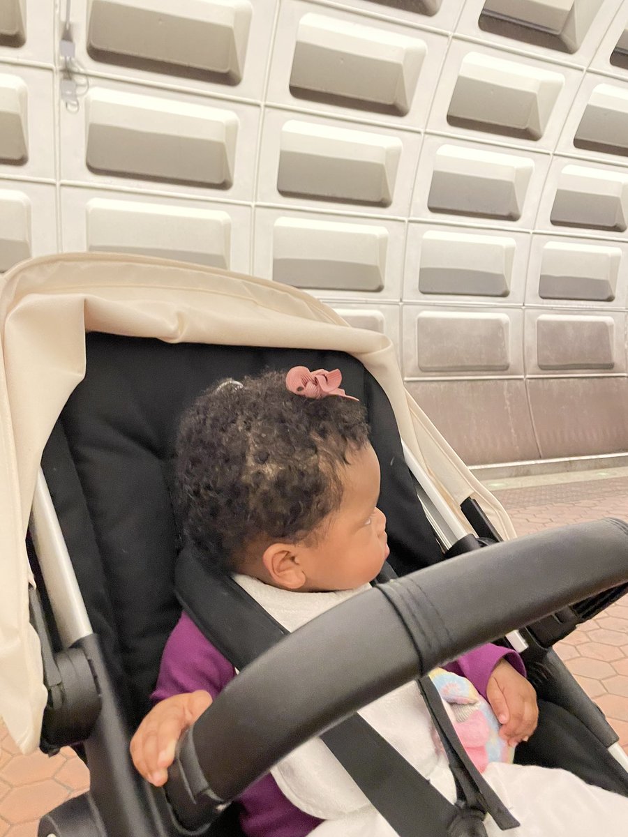 BarredinDC's tweet photo. Taking Lil Miss Barred to the National Mall (just $4 roundtrip) right before she turned one for her first Metrorail trip last October @wmata #YourMetroMemory https://t.co/YPY0JM5pfB