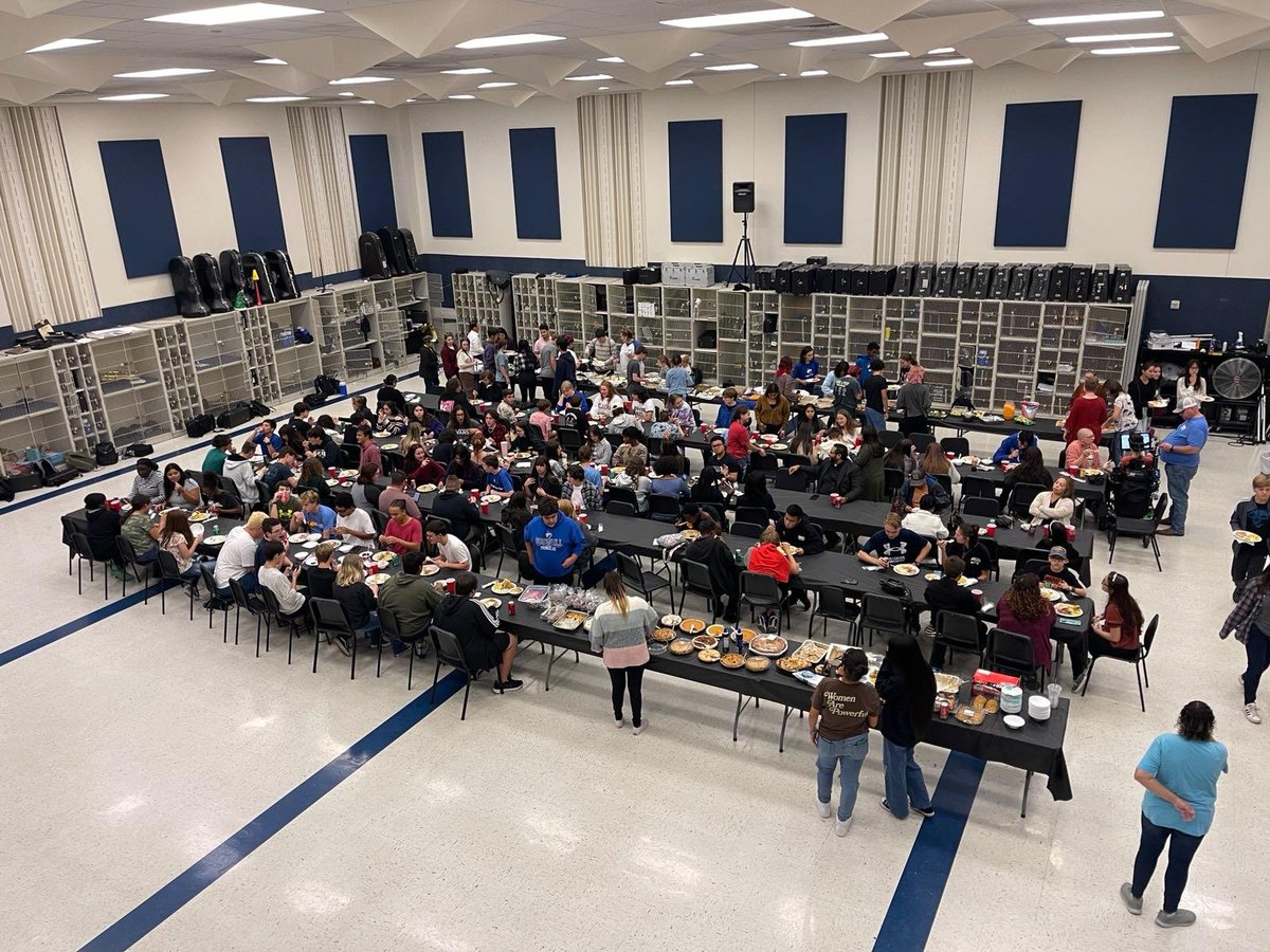 Very #Grateful for this incredible #BandFamily! As we close the book on a successful marching season &amp; enter into playoffs, musical theatre, audition prep, concert prep, solo selection, etc. It's good to pause &amp; give thanks. Happy #Bandsgiving everyone!