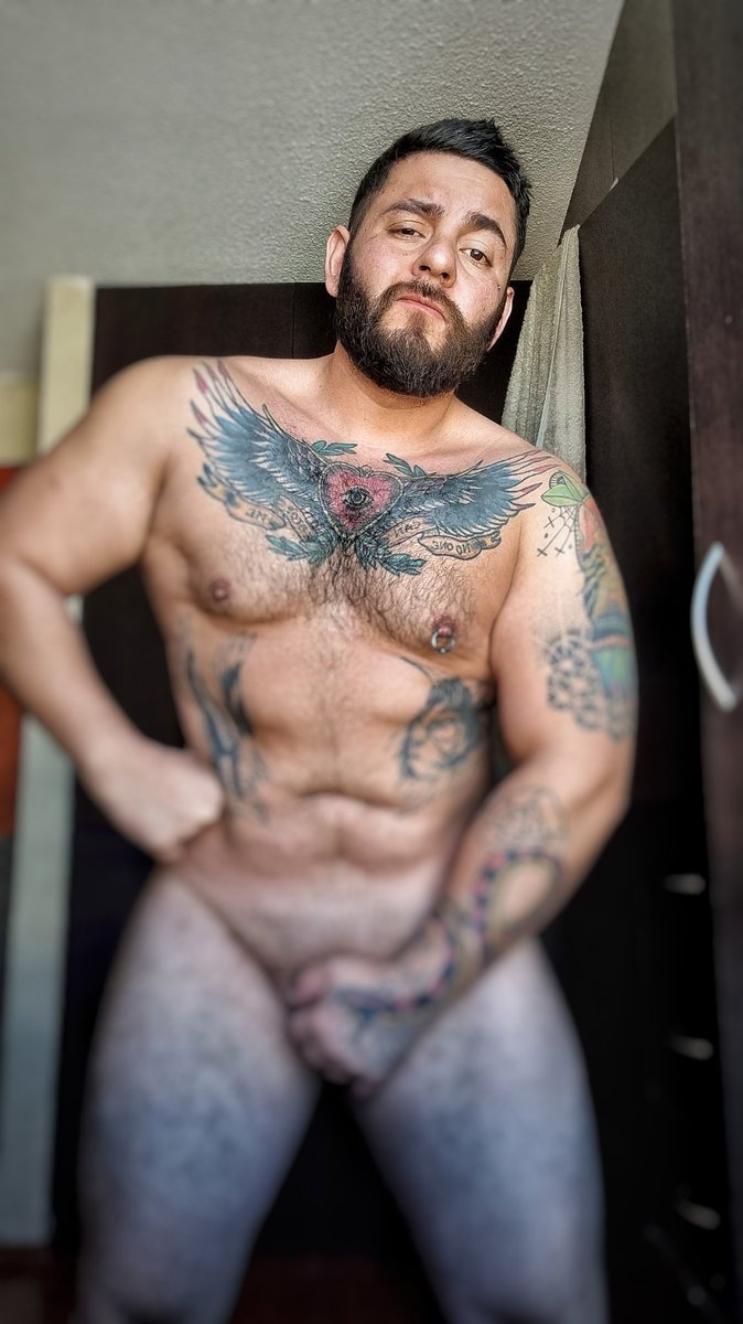 GeorgieBearo's tweet photo. Rt y la subo sin mano 😁😇 https://t.co/J8UOpSJG6n