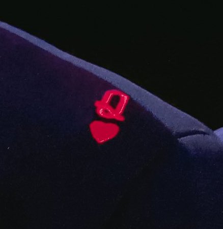 เขินดีเทลสูทโน่มินว่ะ มงกุฎคิงกับควีนฮาร์ท 
#nomin