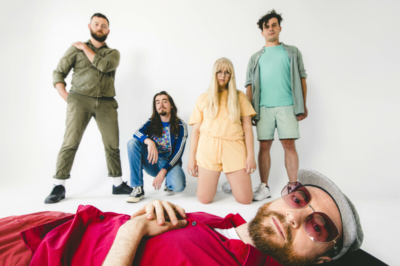 While serving in the US Navy as an air traffic controller, singer/songwriter Dave Munro sent home demos of his songs. This was the first chapter of Air Traffic Controller. Over the next decade, Dave created timeless and classic indie-folk-pop music...

better-lemons.com/production/air…