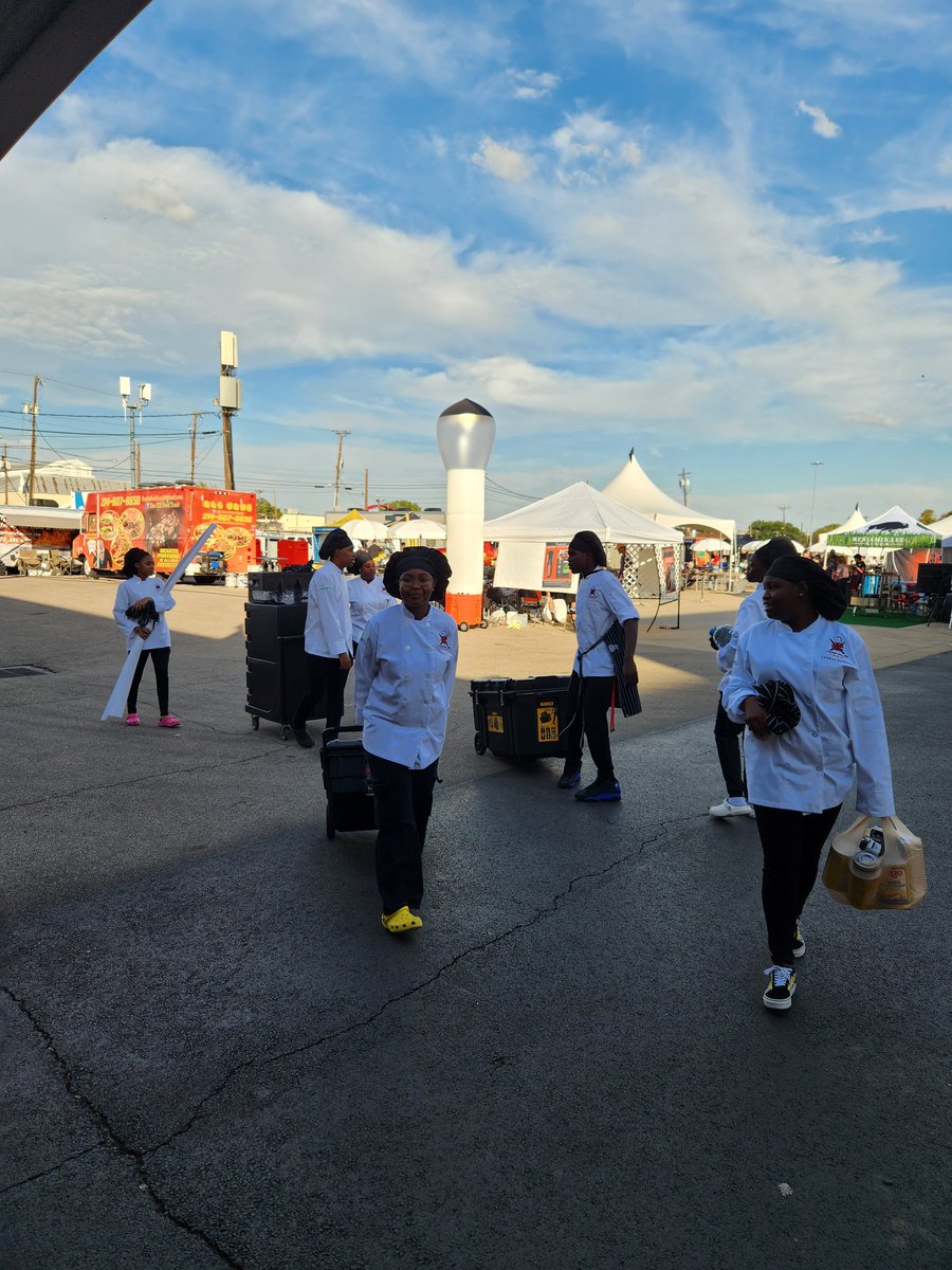 CHHS Culinary Arts tweet media