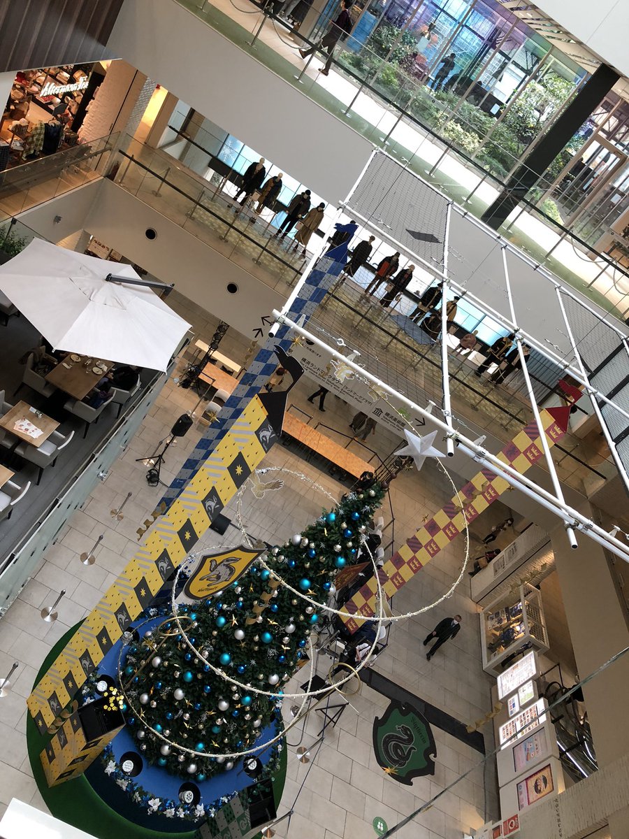 TORATAKE18's tweet image. 昼休憩で覗いてきた！
#ハリーポッタークリスマス
#みなとみらいクリスマス2022
#ハリーポッター魔法ワールドと出会う旅