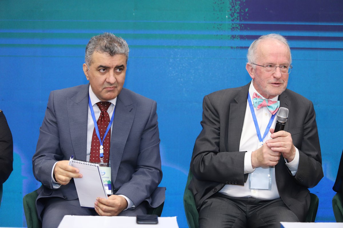 ICHPEofficial's tweet photo. SYMPOSIUM1 Accreditation&amp;its Challenges was chaired by @GoharWajid1. 
Speakers:
Prof.Dr.David Gordon
Prof.Dr.Azim Mirzazade 
Prof.Dr.Mahwish Arooj 
Dr. Moona Al Sheikh 
presented their talk on topic 
@wfmeorg @AzimMirzazadeh @MonaAlSheikh @AroojMahwish #ichpe #ichpe22 https://t.co/pDnY8JLFnm