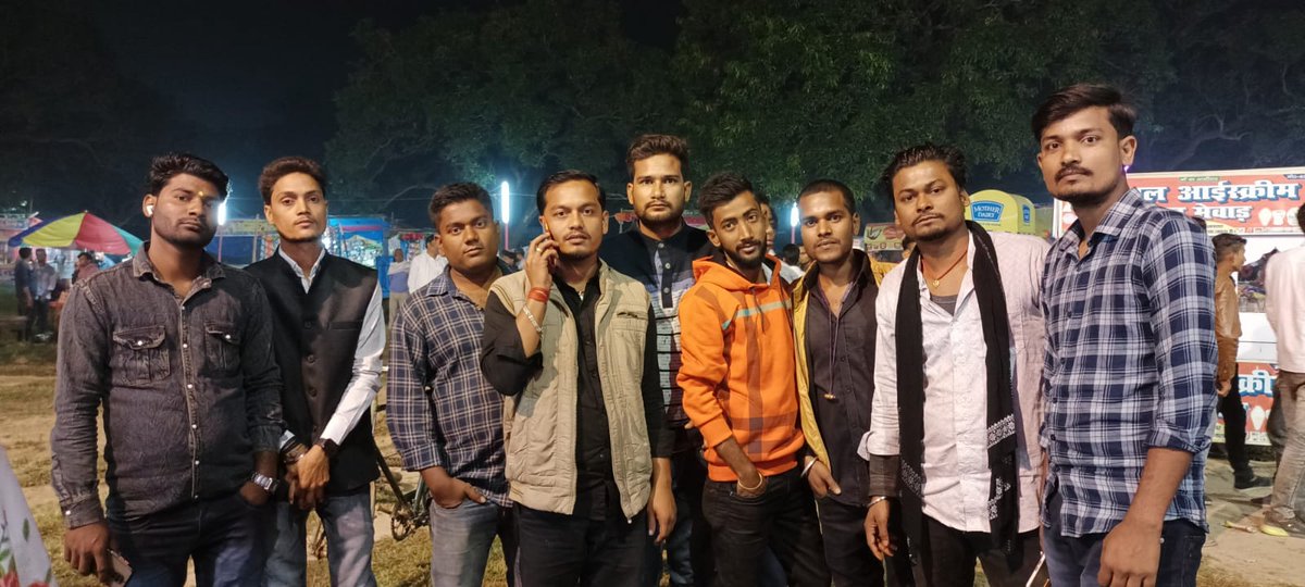 PINTUYADAVKING2's tweet photo. इतना प्यार और स्नेह देने के लिए सभी भाइयों को बहुत-बहुत धन्यवाद https://t.co/1XATjyhDpu