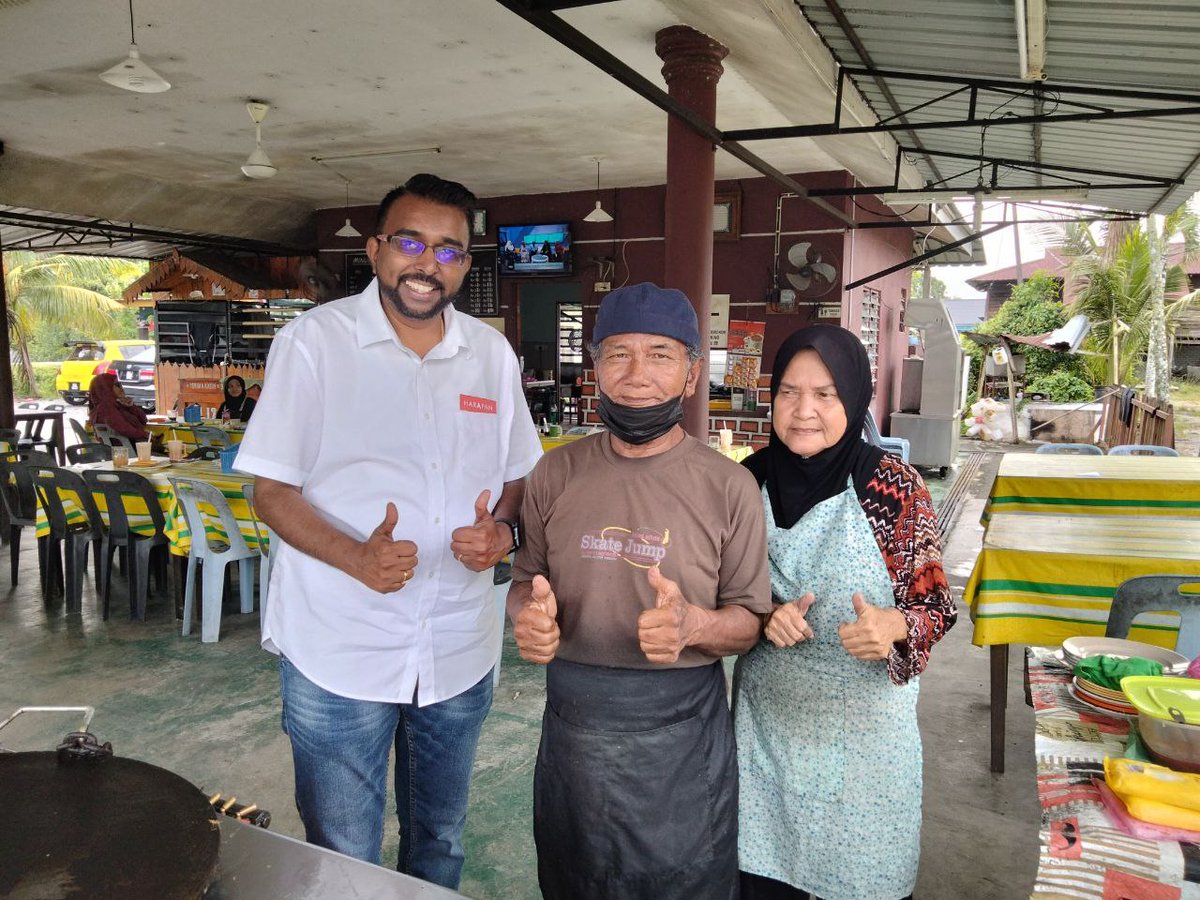 ManivananGowin's tweet photo. Program Sarapan Pagi di Warung Wan
10 November 2022 | 8.30am | Sijangkang

#KitaBoleh
#AyuhMalaysia 
#Harapan
#ManivananGowin
#MaruahKualaLangat
#IniUsahaBersama https://t.co/rlWNjzukJE