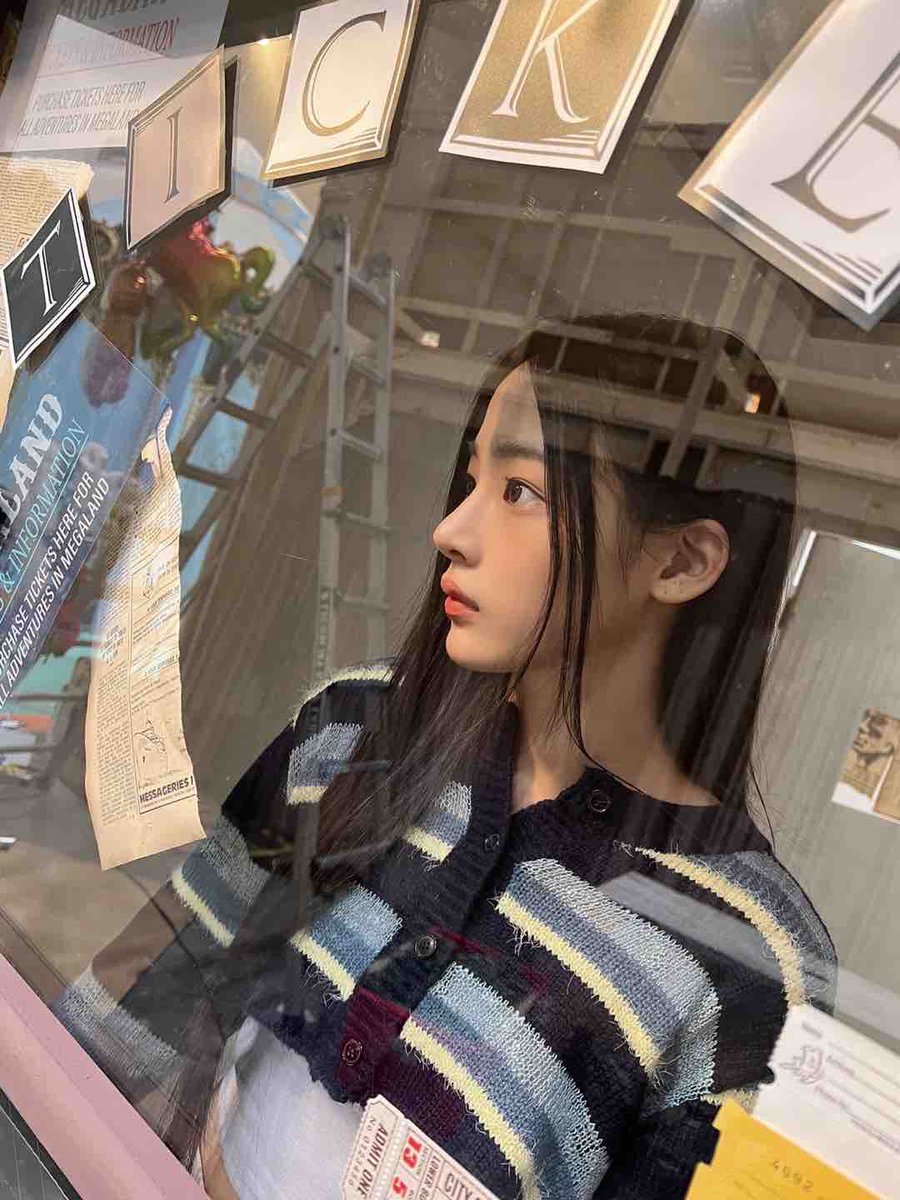 minjigallery's tweet photo. phoning update https://t.co/Cdys4MUGTR