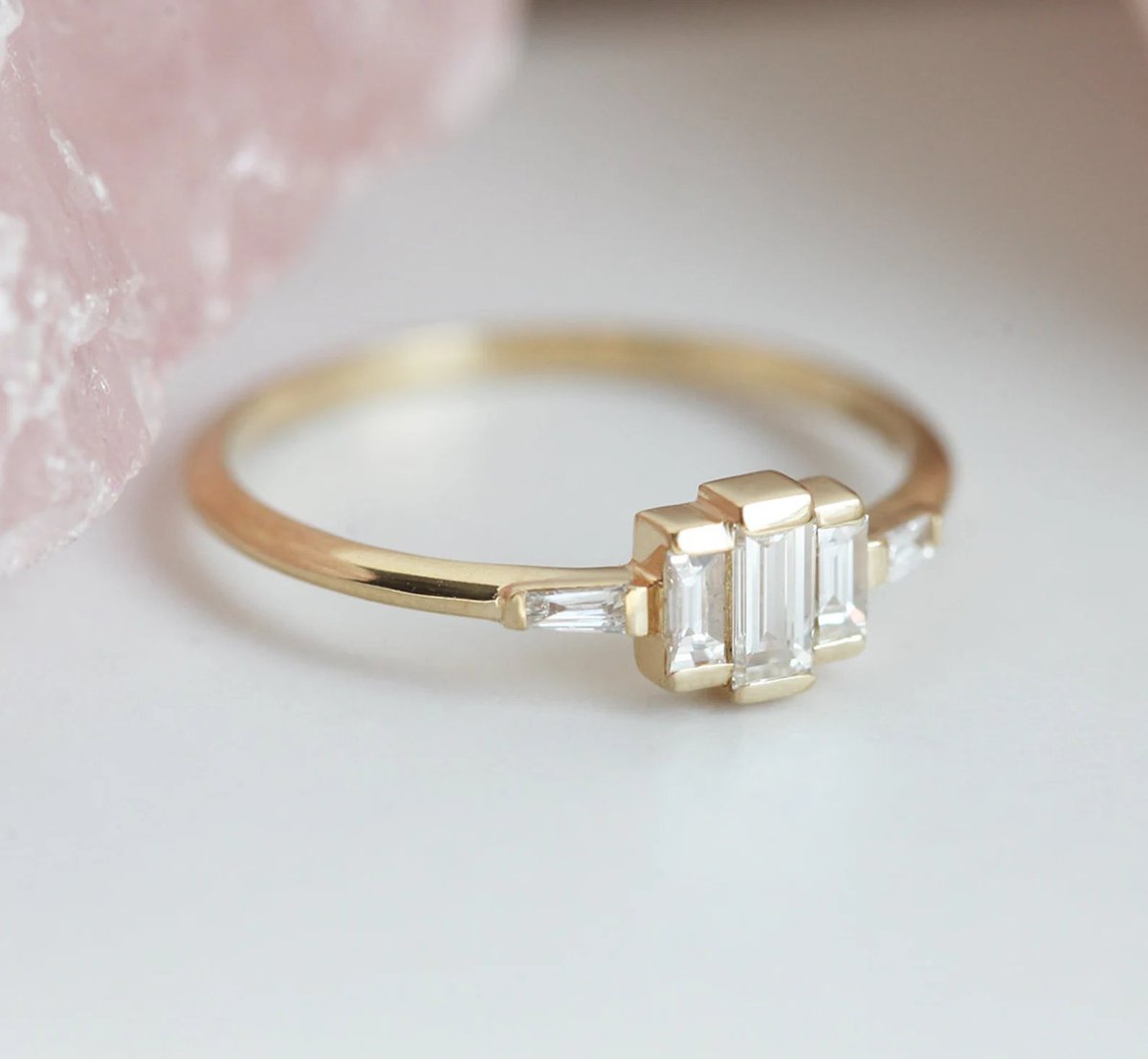 moddlinc's tweet photo. Diamond art deco inspired engagement ring with baguette &amp; tapered baguette-cut diamonds | Shop Now https://t.co/FYlrCRKNel

#jewelry #engagement #HK https://t.co/zpF3k8Q6xg