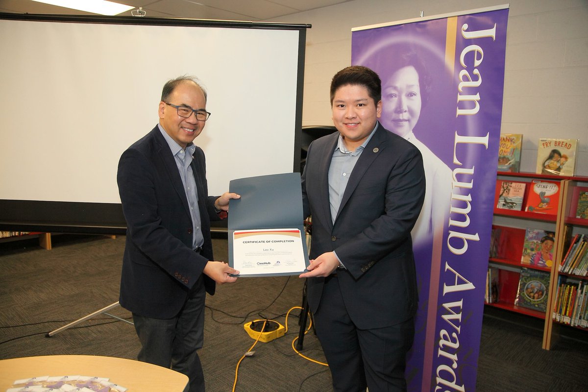 JeanLumbFdn's tweet photo. Over the past several years, Dave Kwan, Senior Partner at @OneHubBusiness, has partnered with the Jean Lumb Foundation to host a mentorship program exclusively for Jean Lumb alumni. Thank you to Dave for donating his time to provide this mentorship program!! https://t.co/fP1ncYCSXT