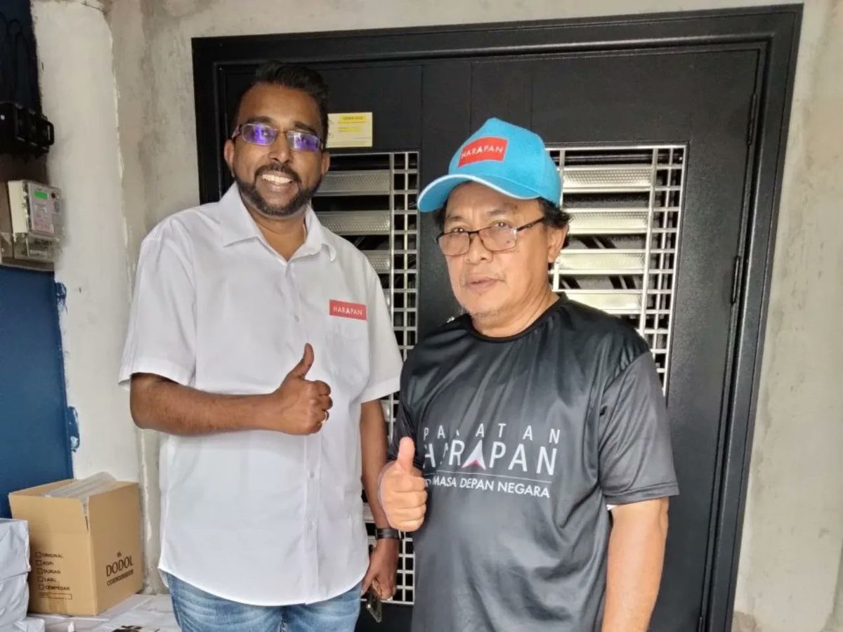 ManivananGowin's tweet photo. Lawatan ke Premis Usahawan Dodol
10 November 2022 | 10.30am | Kg. Jenjarom

#GE15 #PRU15 #P112
#KitaBoleh
#AyuhMalaysia 
#Harapan
#ManivananGowin
#MaruahKualaLangat
#IniUsahaBersama https://t.co/px6ZSjTRL7