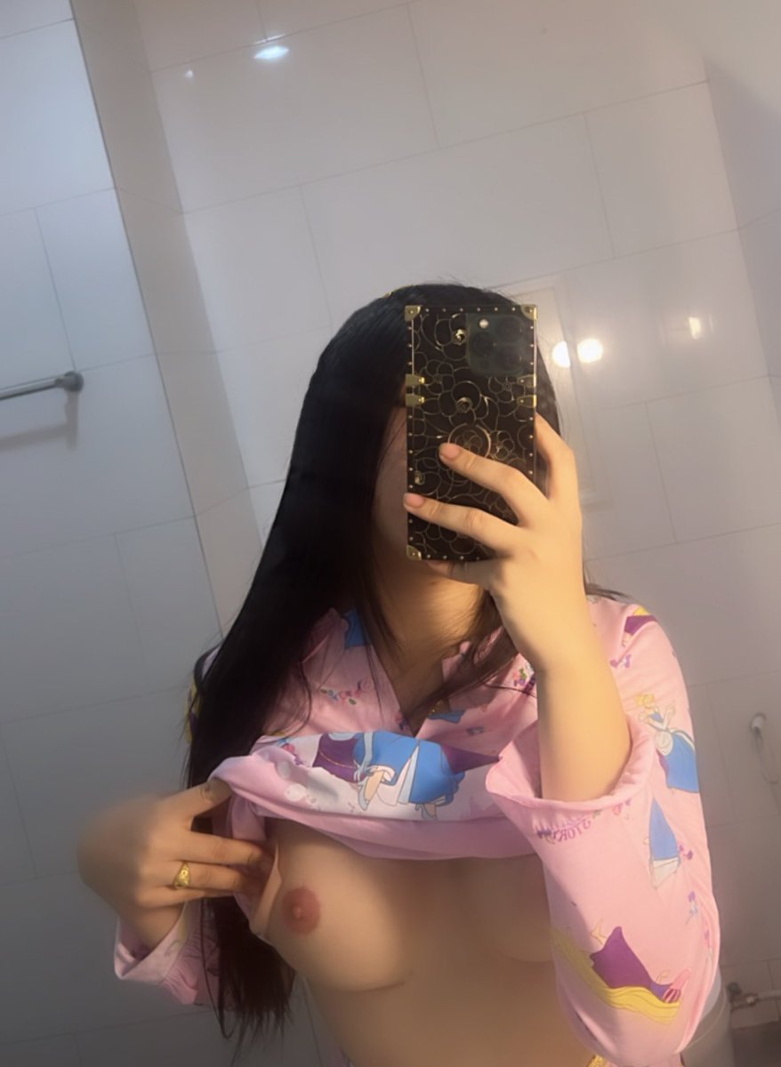 nu_ced's tweet photo. เงี่ยนจังเลยยยยยย🤣👉👌💦 เข้ากลุ่มลับวันนี้ 💯 จากปกติ 300 
แอดมาที่@ZT656 หรือ คลิ๊ก
👉 https://t.co/lcyOvs5kWc https://t.co/xxYg3oTvNj