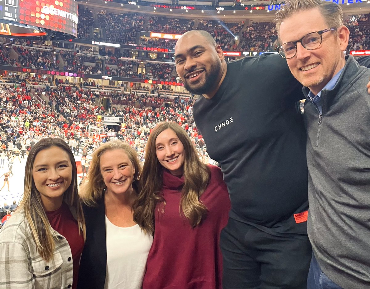 So thankful for this amazing #United4Veterans team that has advocated the past few years and made huge strides for this underrepresented group 🇺🇸❤️