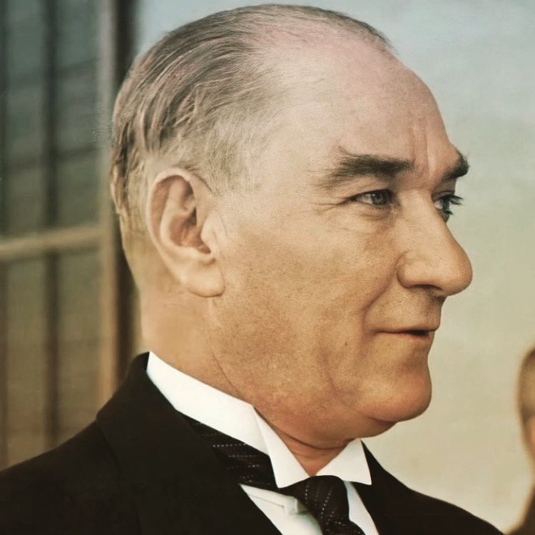 Saygı, özlem ve minnetle….🖤 #10Kasim1938 #Ataturk