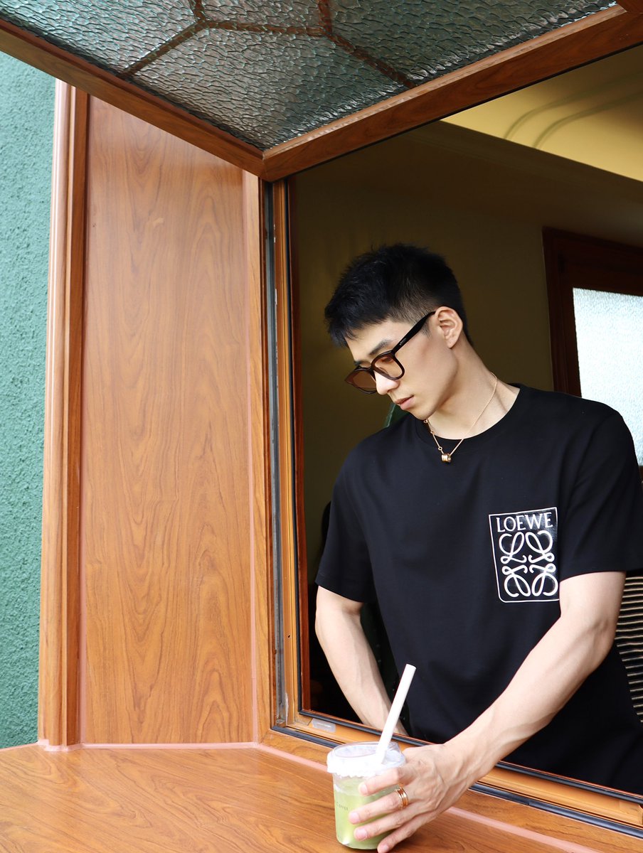 Lyon1069's tweet image. 怎么茶里茶气的😂