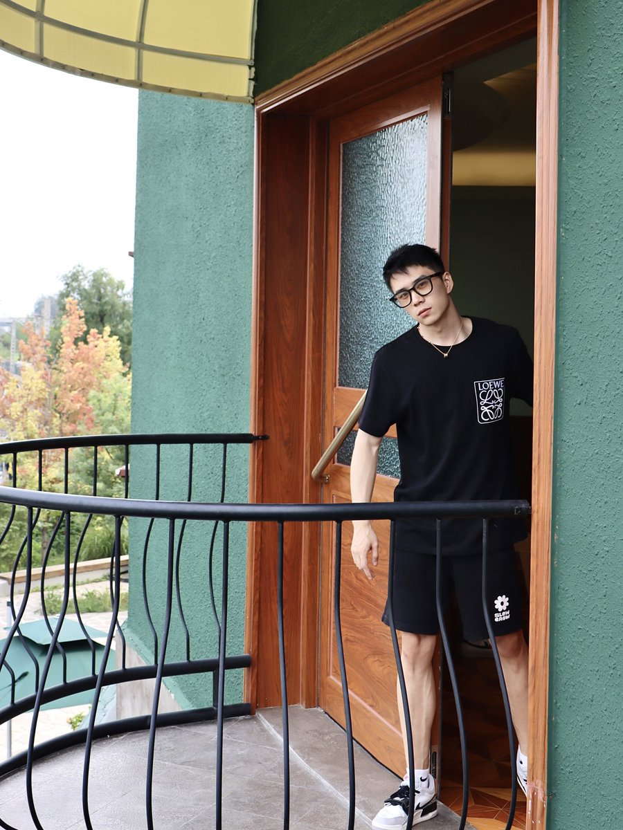 Lyon1069's tweet image. 怎么茶里茶气的😂