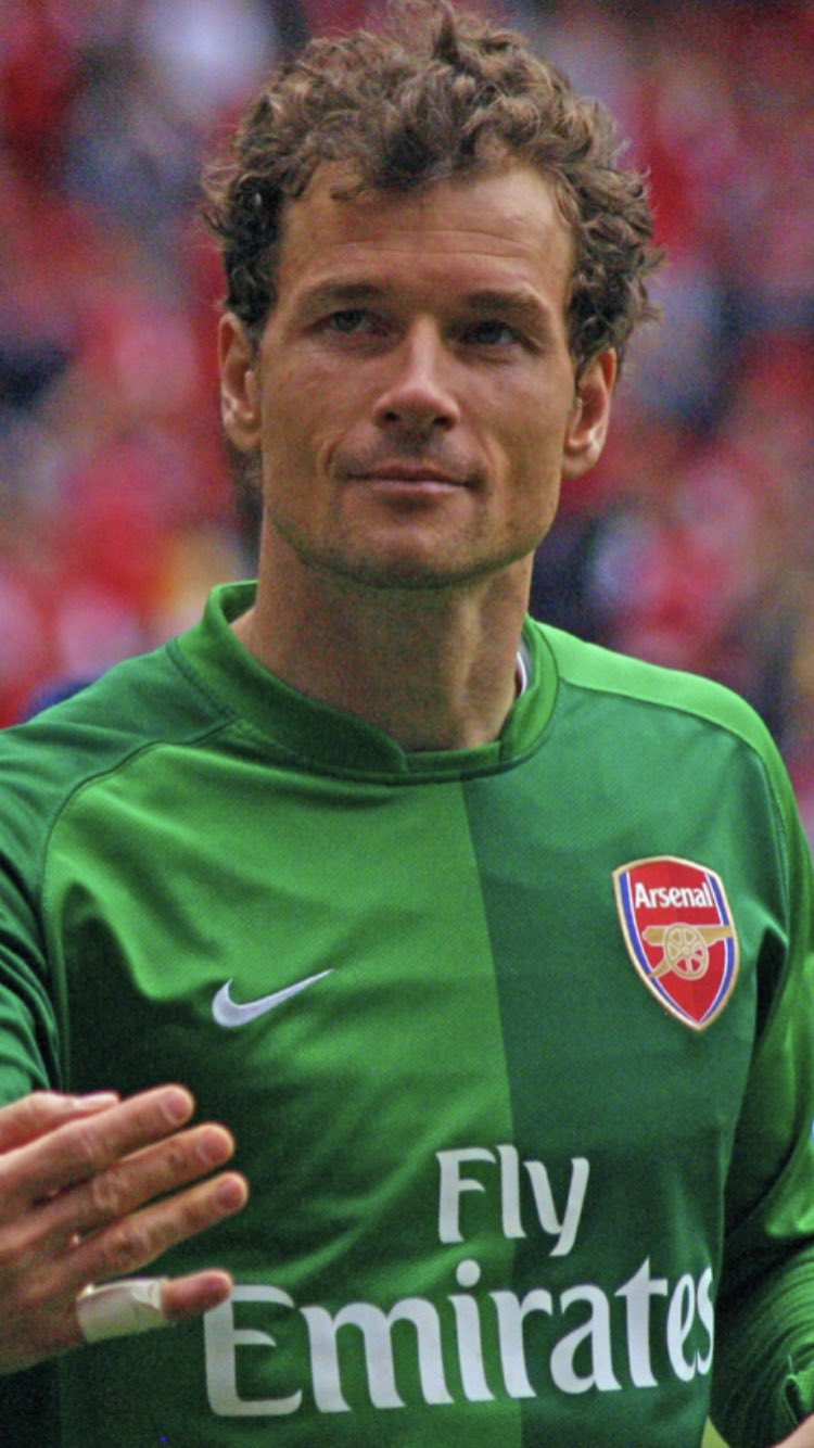 Happy birthday to our invincible goalkeeper Jens Lehmann 