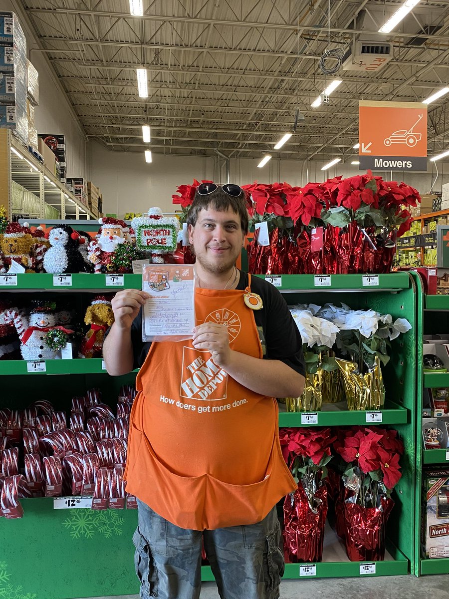 Recognizing our AMAZING Associates <a href="/Deb0227Reeves/">Deborah Reeves</a> <a href="/BPlantenberg/">Brody Plantenberg</a> <a href="/BrockDarby1/">@BrockDarby</a> <a href="/crystal_hanlon/">Crystal</a> <a href="/tbdavis62/">Tony Davis</a> <a href="/1jsearcy/">Jeff Searcy</a> <a href="/RoWilliams1/">Rocky Williams</a>