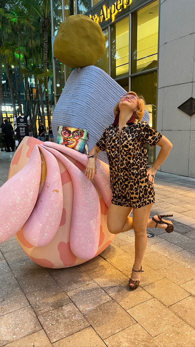 NapiCloset's tweet photo. 🦋Napi Closet’s Collection🦋
💖Sexy Satin Sets
💜Size: S, M, L 
🔥Price: $45 
🦋https://t.co/NkCPaGIGkX
Multicolor Paradise in your Closet 
#pajamaset #pajamasets #satinpajamas #miamigirls #miamioutfits #womensoutfits #pajamastyle #pajama #satinpajamas #satinpajama #summeroutfit https://t.co/BbdXX7nTLK