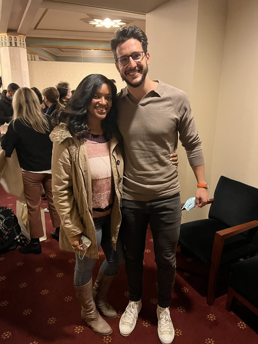 Mia_ashly's tweet photo. And I also spotted a doctor ๐ @RealDoctorMike #popupmagazine #nyc https://t.co/HxDa9SziN6
