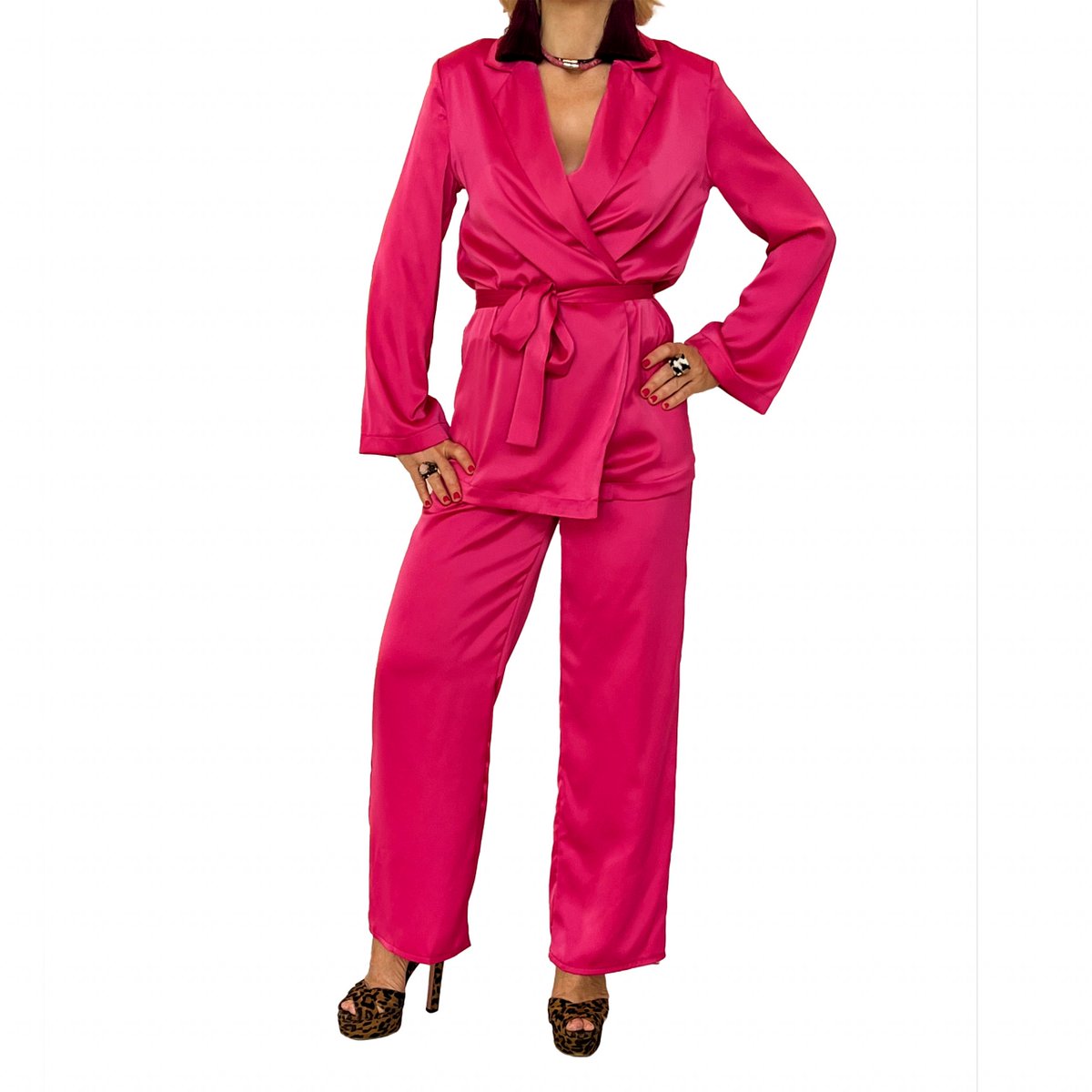 NapiCloset's tweet photo. 🦋Napi Closet’s Collection🦋
🌺Solid Business Suit from a Lapel Collar Blaser &amp; Pants 
💜Size: S
🔥Price: $85 
🦋https://t.co/NkCPaGIGkX🦋
#pajamaset #pajamasets #satinpajamas #miamigirls #miamioutfits #womensoutfits #pajamastyle #pajama #satinpajamas #satinpajama #summeroutfit https://t.co/aRGTEMDKLQ