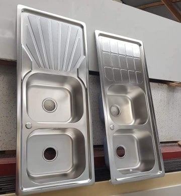 builders_point's tweet photo. Kitchen Sinks Double Square bowl under/above counter stainless steel combines contemporary sleek style with practicality. Designed to be under-mounted beneath a worktop. Contact us via 0717724524
#mwashumbenashugaboy #MainaAndKingangi #SaveWithUBAUcare https://t.co/z90FFeEhtJ