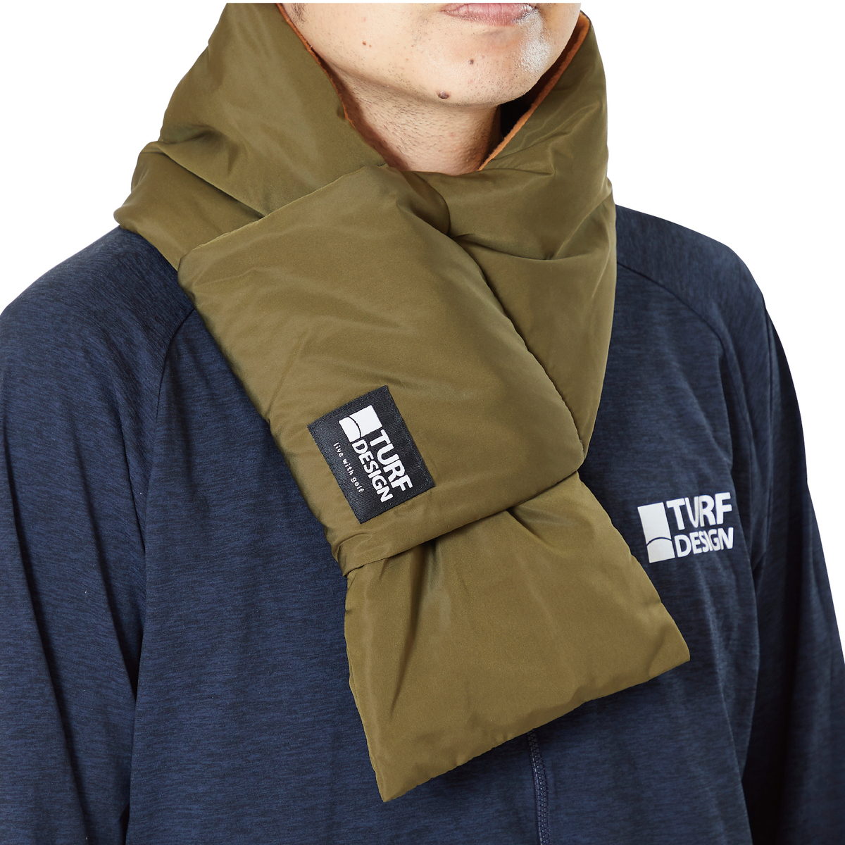 BUZZSHOPPING_R's tweet image. 軽くてあたたかいライトマフラーです！

帽子やサンバイザーをかぶったままでも首元に装着が可能。
軽量でコンパクトに収まるので持ち運びにも便利です。
シンプルデザインで普段使いにはもちろん、
通学やビジネスシーンにもお使い頂けます。

#ターフデザイン
#TURFDESIGN