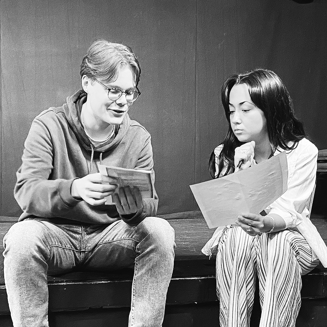 TheActorsYard's tweet photo. That feeling you get from reading a good script 👌
_
#acting #actortraining #actingcraft #actingclass #sceneclass #theatre #theatrelife #actorstudio #actinghustle #actingtraining #actorsgrind #imdb #audition #actorsstudio #scenestudy #casting #actingworkshop https://t.co/tpurjMmENc