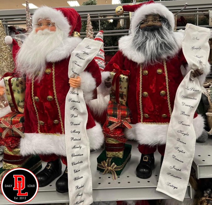 DailyLoud's tweet photo. A white and black Santa Clause have gone viral on social media for their “List Names” 😳🤯 https://t.co/4S5PBbEwST