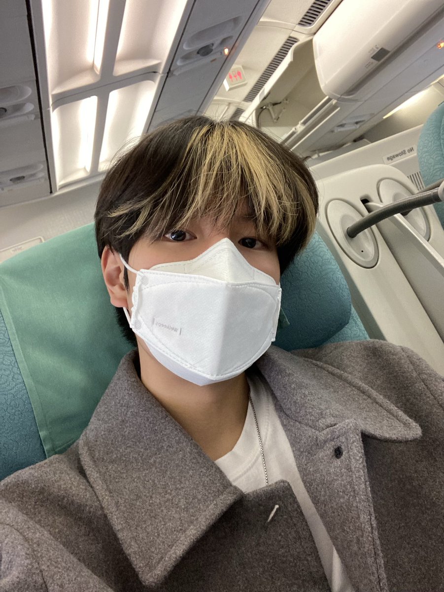 balonnyasar's tweet photo. 「221110」🐶

 aku akan kembali dengan selamat✈️✈️

gak sabarr tampil (konser)!!!

jakarta let’s go https://t.co/0T90UlEMYI