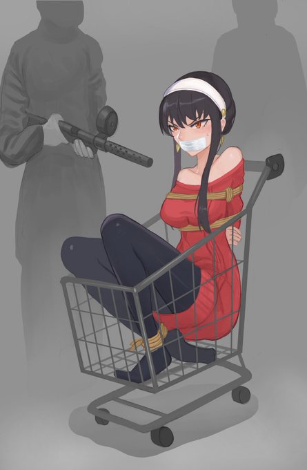 いい銃の日……

もちろん、属性的に銃を構える絵ではなく、突きつけられる方の絵ばかり描いています。

銃を口に突っ込まれているヒロピン絵は、描こう描こう思ってまだ描けていません 