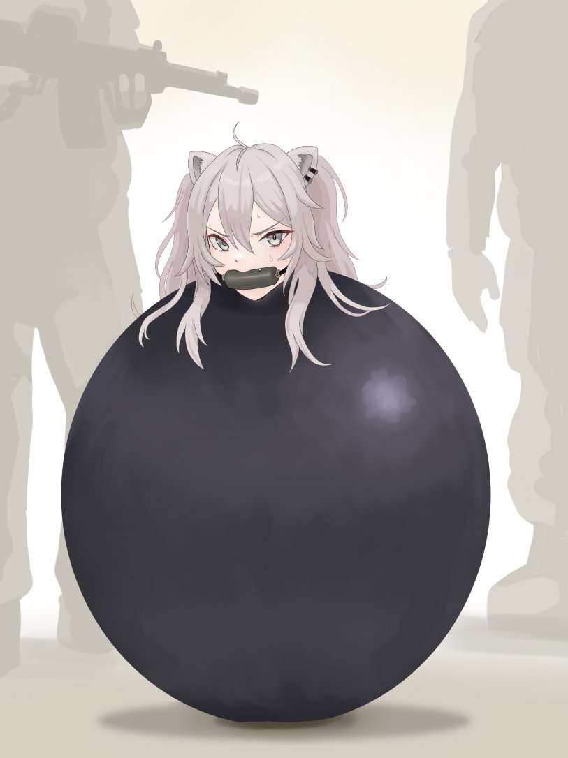 いい銃の日……

もちろん、属性的に銃を構える絵ではなく、突きつけられる方の絵ばかり描いています。

銃を口に突っ込まれているヒロピン絵は、描こう描こう思ってまだ描けていません 